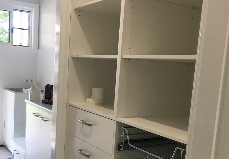 WALK-IN PANTRY